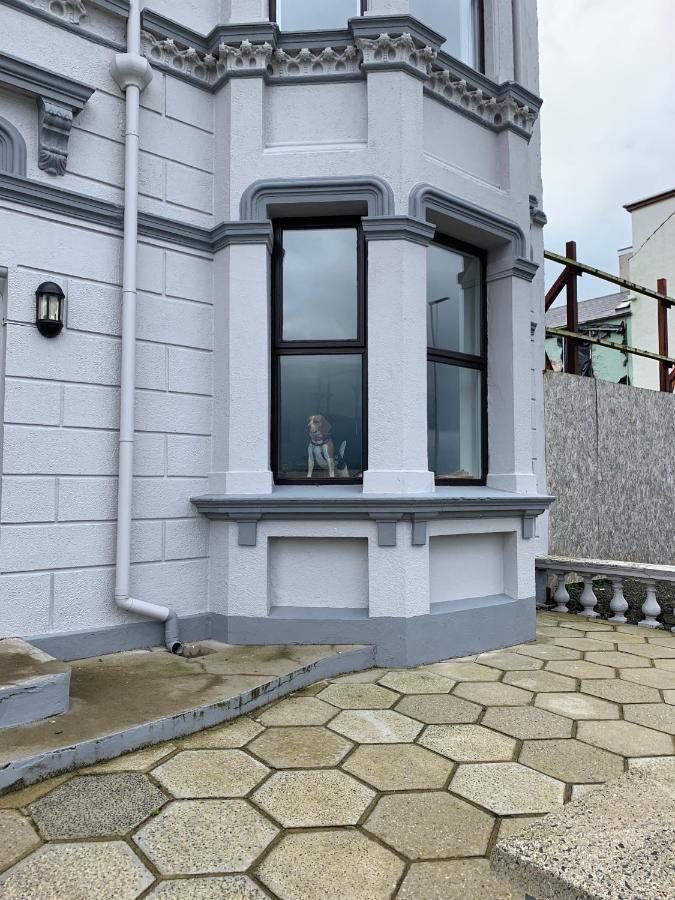 Stunning 3 Bed Seafront Mansion Building Sleeps 6 Adults Or 8 With Kids Lägenhet Portrush Exteriör bild